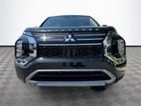New 2025 Mitsubishi Outlander SE image 2