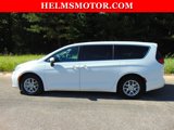 Certified 2023 Chrysler Pacifica Touring-L image 3