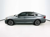 Used 2022 Volkswagen Jetta SEL image 2