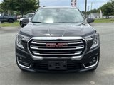 Used 2024 GMC Terrain SLT image 2