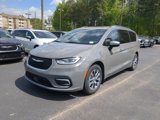 New 2025 Chrysler Pacifica Pinnacle image 3