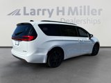 New 2025 Chrysler Pacifica Limited image 5