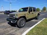 New 2025 Jeep Gladiator Sport image 2