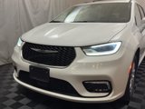 Used 2022 Chrysler Pacifica Touring-L image 3