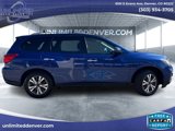 Used 2019 Nissan Pathfinder SV image 2