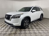 New 2025 Nissan Pathfinder Platinum image 4