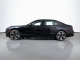 Used 2025 BMW 760i xDrive image 4