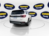 New 2025 Honda Pilot Touring image 2