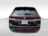 Used 2024 Volkswagen Atlas SEL Premium R-Line image 6