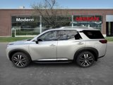 New 2025 Nissan Pathfinder Platinum image 4