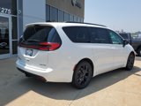 New 2025 Chrysler Pacifica Limited w/ Trailer Tow Group image 4