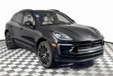 Certified 2025 Porsche Macan image 4