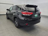 Used 2019 Toyota Highlander LE image 5