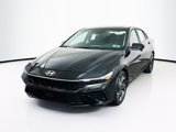 Certified 2024 Hyundai Elantra SEL w/ Convenience Package image 3