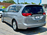Used 2018 Chrysler Pacifica Limited image 4