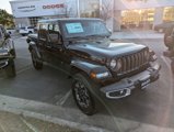 New 2025 Jeep Gladiator Sport image 2