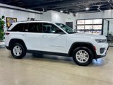 Used 2023 Jeep Grand Cherokee Laredo image 6
