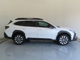 New 2025 Subaru Outback Limited image 2