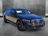 New 2025 Mercedes-Benz S 580e 4MATIC Sedan image 3