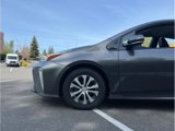 Used 2019 Toyota Prius LE image 2
