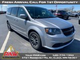 Used 2017 Dodge Grand Caravan SE image 2