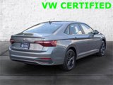 Certified 2024 Volkswagen Jetta SE w/ Panoramic Sunroof Package image 6