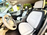 Used 2020 Chevrolet Equinox LT w/ Driver Convenience Package image 2
