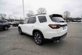 New 2025 Honda Pilot Touring image 2