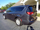 Used 2020 Chrysler Pacifica Touring image 4