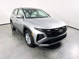 Certified 2025 Hyundai Tucson SE image 3