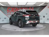 New 2025 Nissan Pathfinder SL w/ SL Premium Package image 4