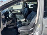 Used 2022 Chrysler Pacifica Touring-L image 2