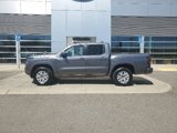 Used 2023 Nissan Frontier SV image 2
