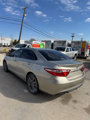 Used 2017 Toyota Camry SE image 3