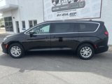 New 2025 Chrysler Pacifica Select image 5