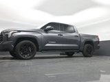 Used 2022 Toyota Tundra SR5 w/ SR5 Convenience Package image 4