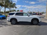 New 2025 Nissan Pathfinder SL w/ SL Premium Package image 3