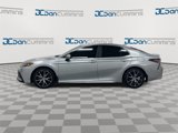 Used 2023 Toyota Camry SE image 5
