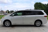Used 2017 Toyota Sienna XLE image 2