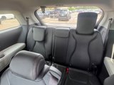 Used 2023 Kia Carnival LX image 5