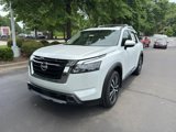 New 2025 Nissan Pathfinder Platinum image 3