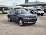 Used 2024 Jeep Grand Cherokee L Laredo image 2