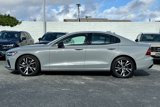 Used 2025 Volvo S60 B5 Core image 2