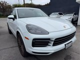 Used 2023 Porsche Cayenne Platinum Edition image 3