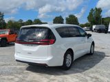 New 2025 Chrysler Pacifica Select image 5
