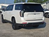 Used 2025 Chevrolet Suburban High Country image 3