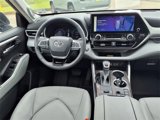 Used 2023 Toyota Highlander Limited image 4