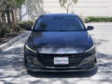 Used 2021 Hyundai Elantra SE image 2