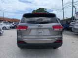Used 2016 Kia Sorento LX image 6