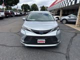 Used 2022 Toyota Sienna XLE image 3
